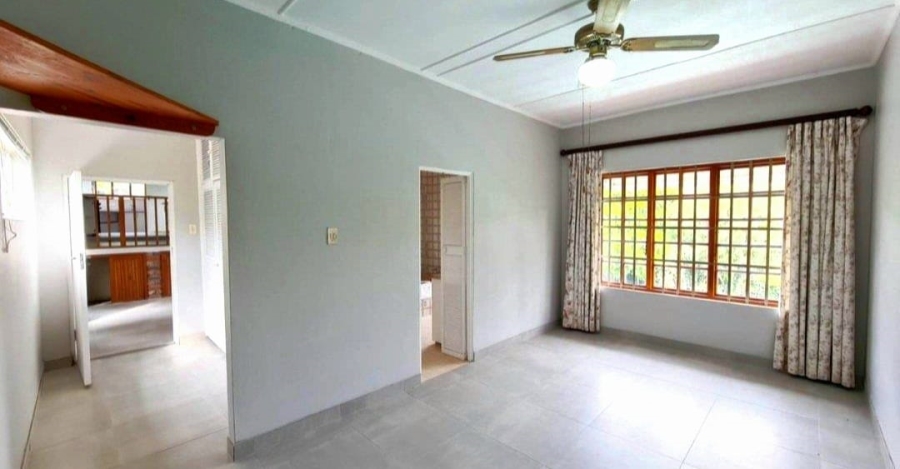 4 Bedroom Property for Sale in Nahoon Valley Park Eastern Cape